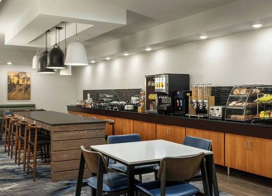 Fairfield Inn & Suites Minneapolis St. Paul/Roseville 1
