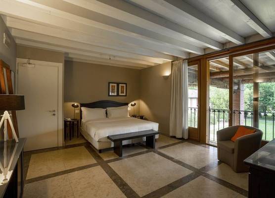 Santellone Lifestyle Resort 1