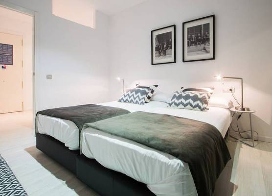 Valencia Luxury - Boutique Center 1