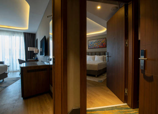 Azura World Hotel 1
