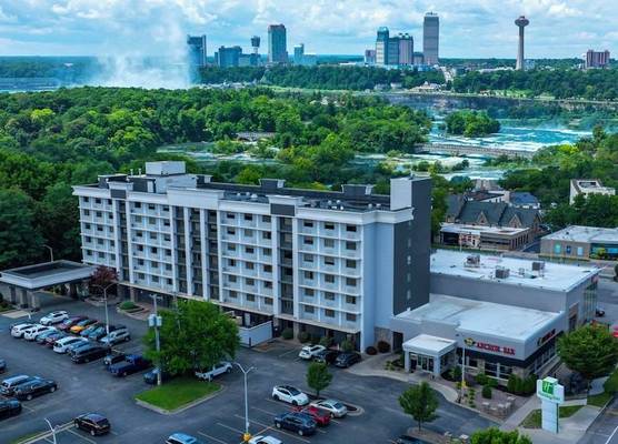 Holiday Inn NIAGARA FALLS STATE PARK ENTRY by IHG 1