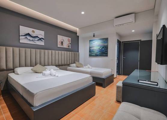 Hotel Alpha 1