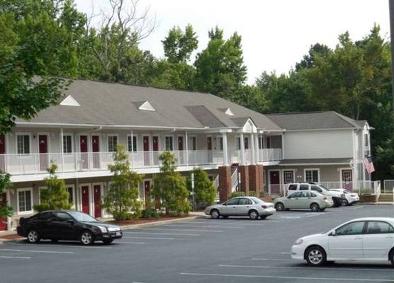 Affordable Suites Salisbury 1