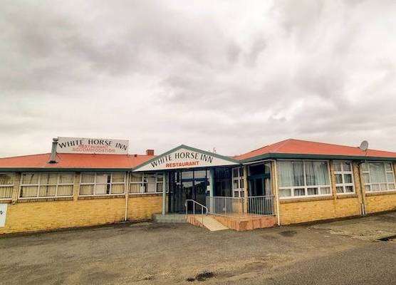 Whitehorse Inn 1