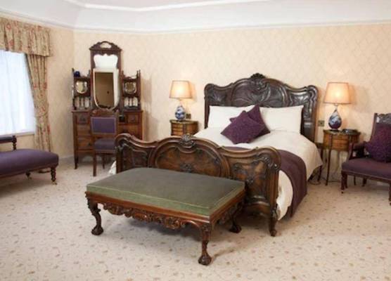 Lynnfield Hotel 1