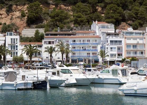 Hotel & Diving Les Illes 1