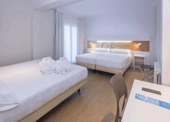 Hotel Sorra Daurada Splash 1