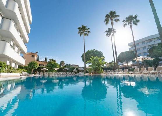 Tropicana Hotel 1