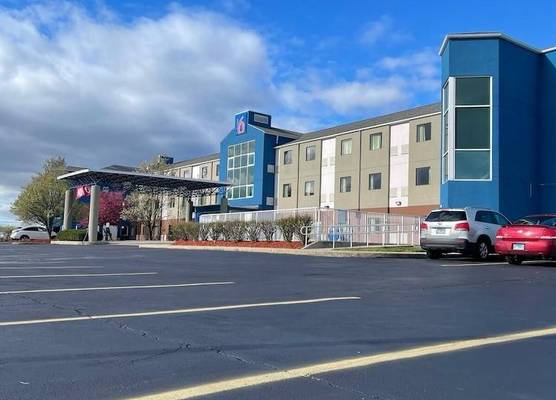 Motel 6-Caseyville, IL - Caseyville Il 1