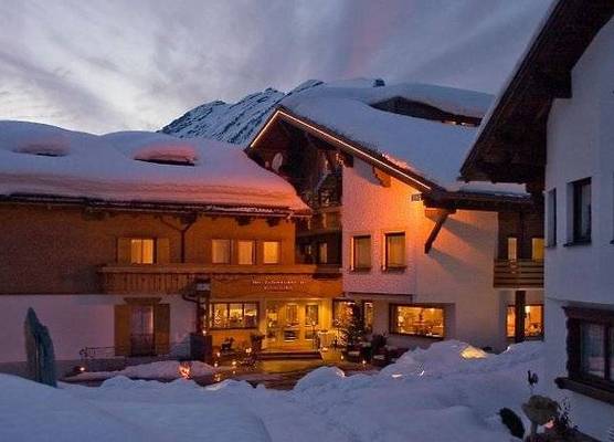 Hotel Alpenrose 1