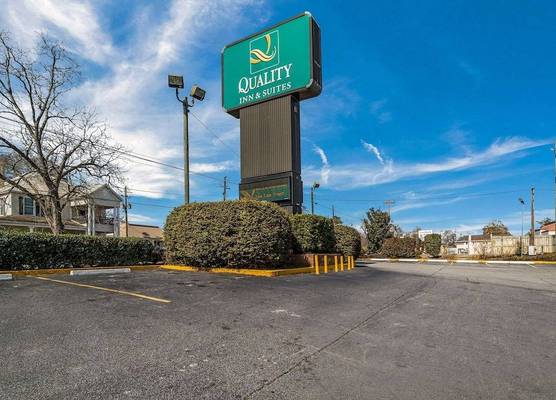 Quality Inn & Suites Conference Center Statesboro Historic District 1