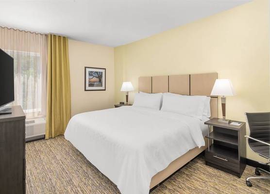 Candlewood Suites NEWNAN - ATLANTA SW by IHG 1