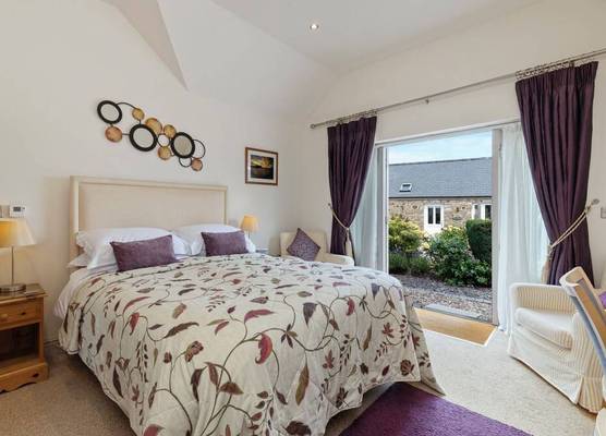 Canaston Oaks 1