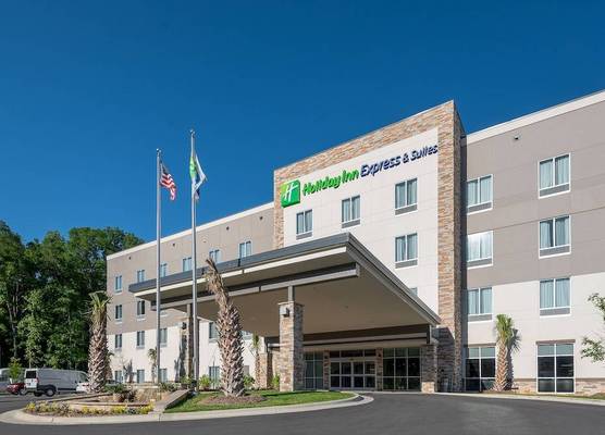 Holiday Inn Express & Suites CHARLOTTE AIRPORT by IHG 1