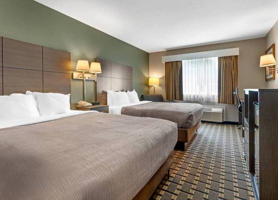Quality Inn Mauston I-90 1