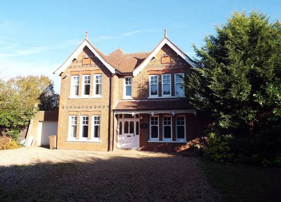 Brookside Lodge 1