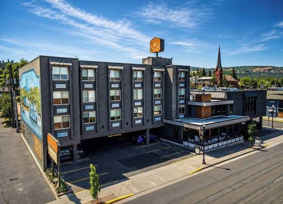 Rayland Hotel 1