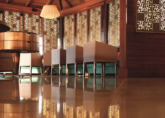 Constance Halaveli Resort 1