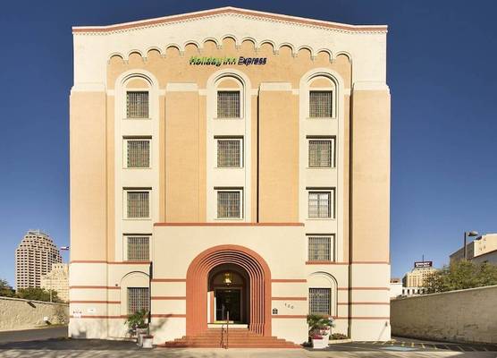 Holiday Inn Express SAN ANTONIO N-RIVERWALK AREA by IHG 1