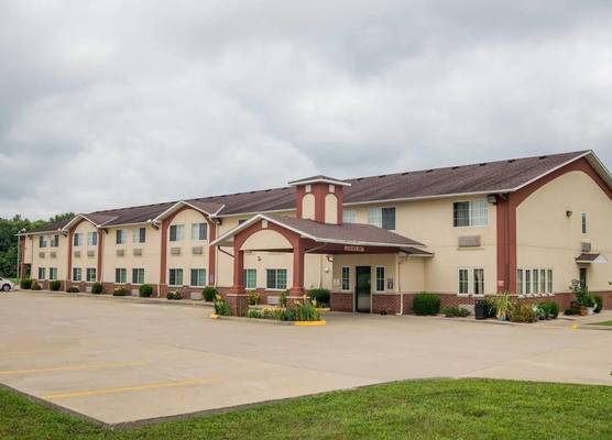 Super 8 by Wyndham Mt. Carmel IL 1