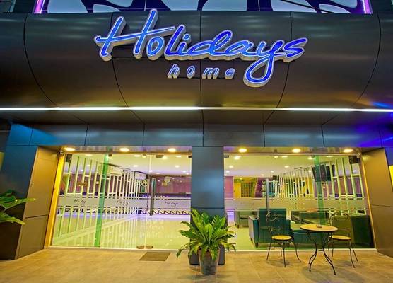 Holidays Home 1