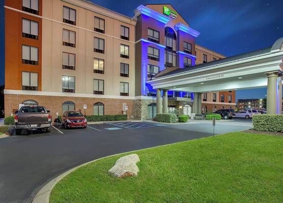 Holiday Inn Express & Suites LEBANON-NASHVILLE AREA by IHG 1