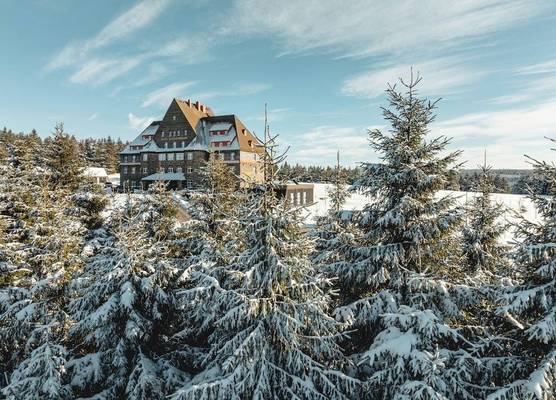 Naturhotel Sachsenbaude Oberwiesenthal - Indoor-Pool & Outdoor-Whirlpool 1