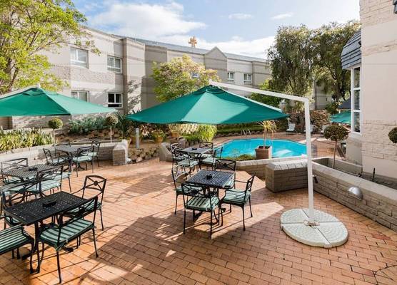 City Lodge Hotel Pinelands 1