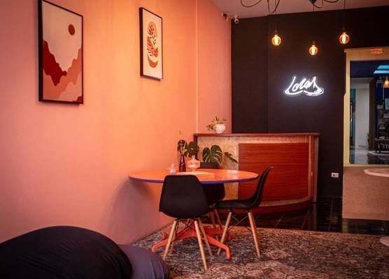 Lolas Hostal 1