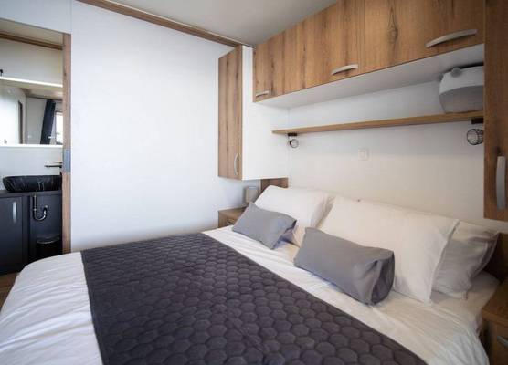 Seaside Deluxe Escape at Klenovica Camping 1