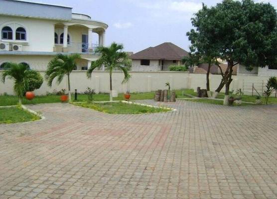 East Airport Guesthouse 1