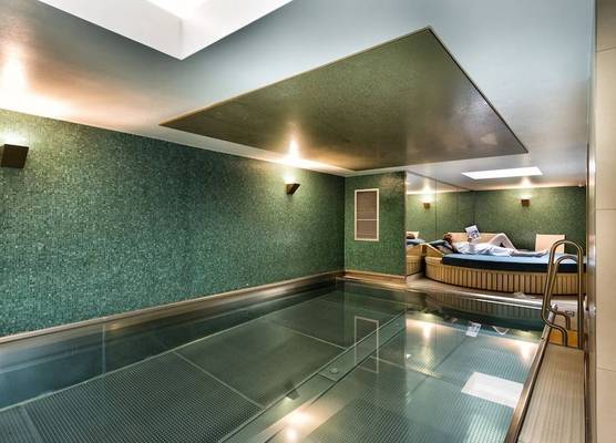 Adina Apartment Hotel Berlin Checkpoint Charlie 1
