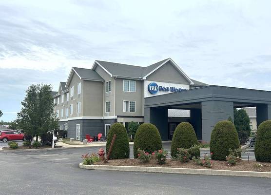 Best Western Erie Inn & Suites 1