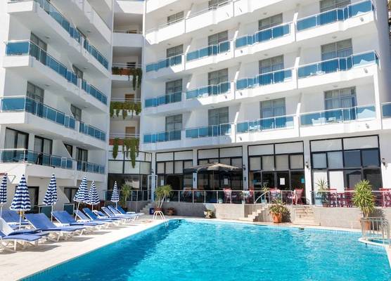 Ponz Hotel 1