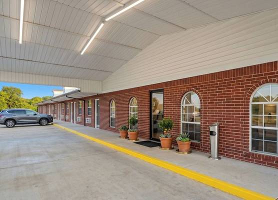 Stay Inn Checotah near Eufaula Lake 1