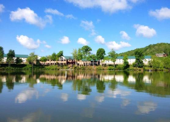 Stonewall Resort 1