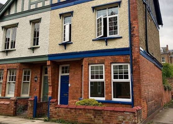 Vas's York House 1