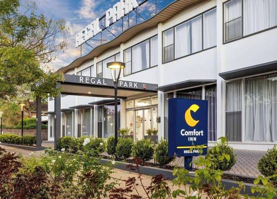 Comfort Inn Regal Park 1