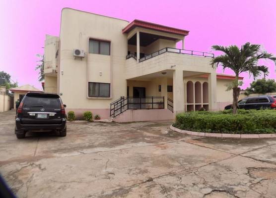 Royal Green Guest House 1