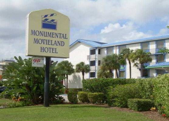 Monumental Movieland Hotel 1