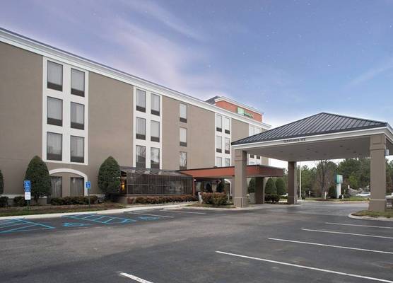 Holiday Inn Express CHESTER by IHG 1