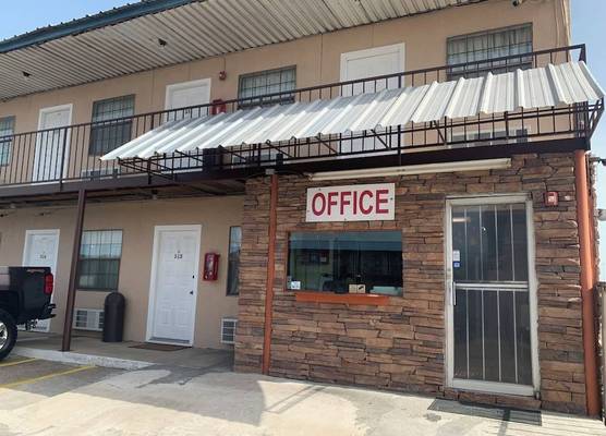 Loma Alta Motel 1