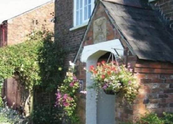 Birtles Farm Bed and Breakfast 1