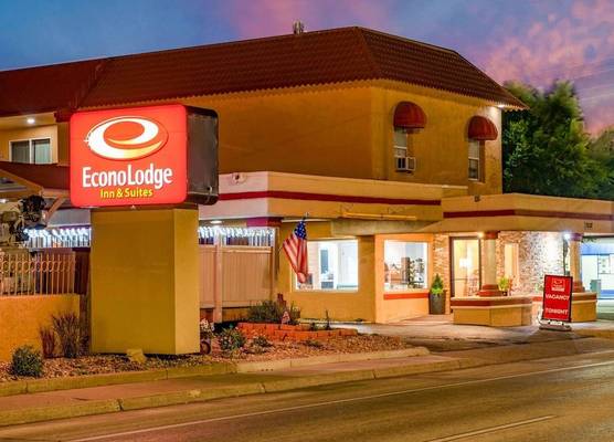 Econo Lodge Inn & Suites Durango 1