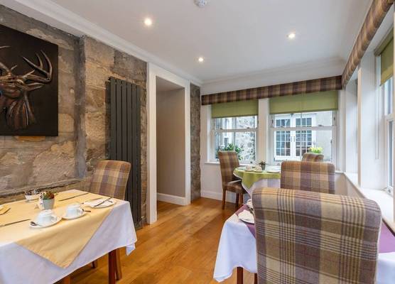 Craigroyston House & Lodge 1