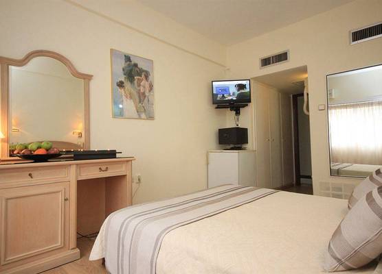 HELLINIS HOTEL 1