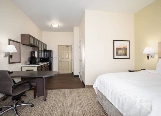 Candlewood Suites CHEYENNE by IHG 1