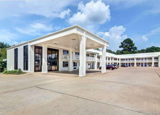 Motel 6-Lindale, TX 1