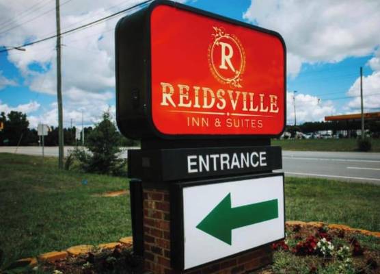 Reidsville Inn & Suites 1
