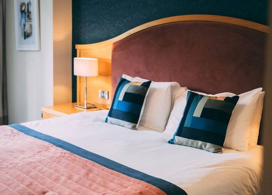 The Parkview Hotel 1